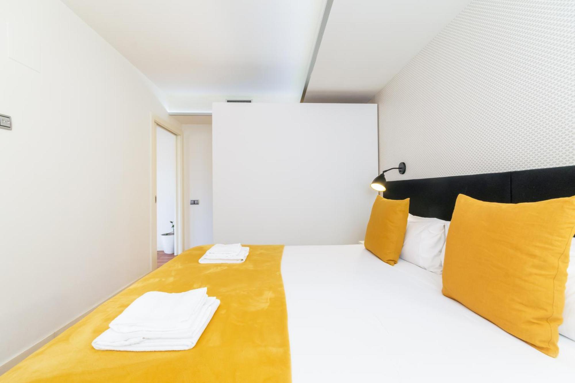 ברצלונה Unique Rentals - Placa Catalunya Central Apartments מראה חיצוני תמונה