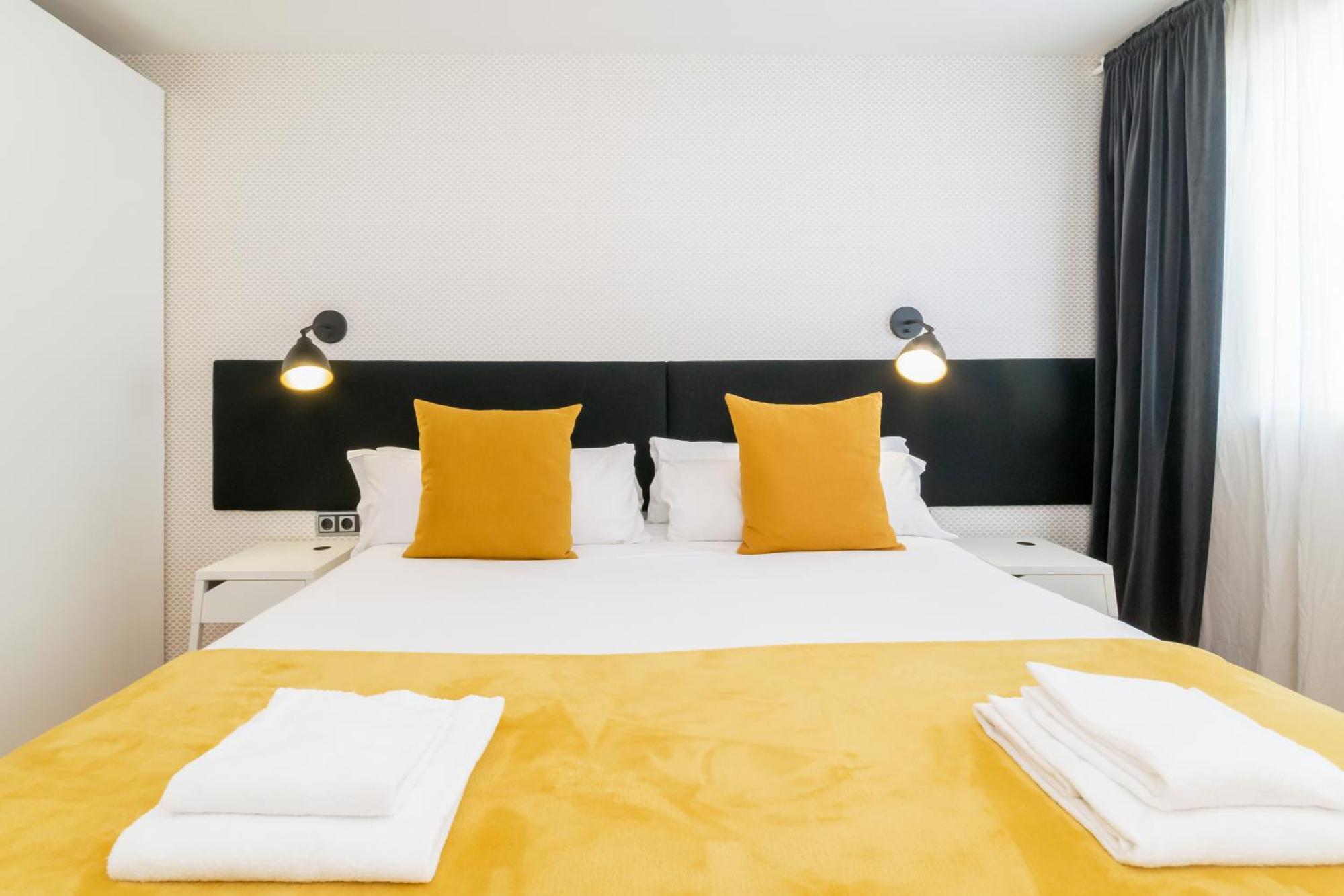 ברצלונה Unique Rentals - Placa Catalunya Central Apartments מראה חיצוני תמונה