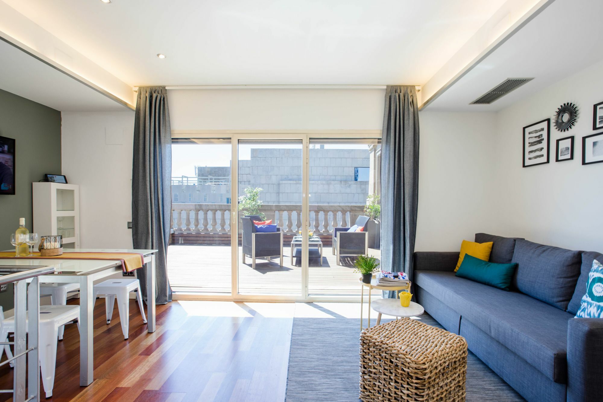 ברצלונה Unique Rentals - Placa Catalunya Central Apartments מראה חיצוני תמונה